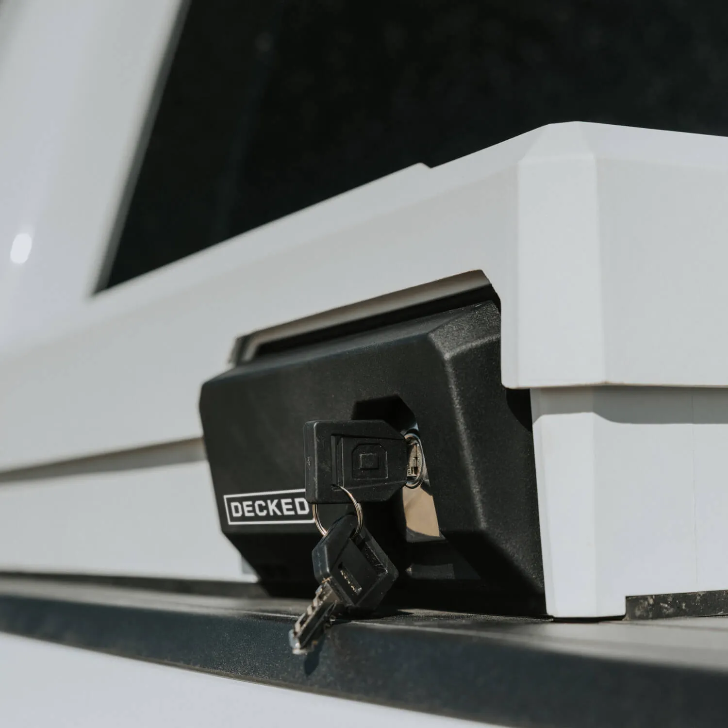 Decked Tool Box verktøykasse vanntett låsbar