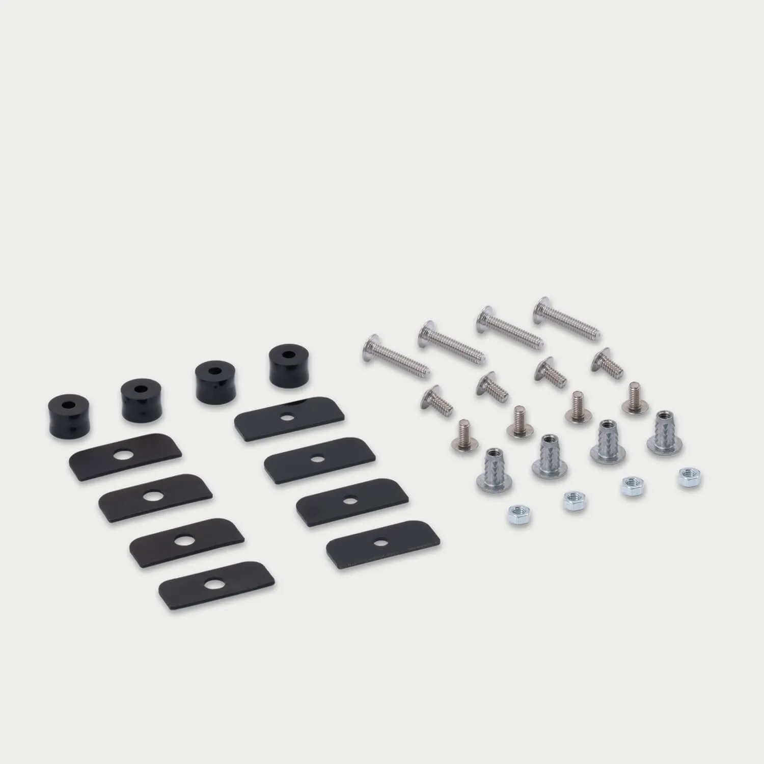 Decked Case Mounting Kit festesett