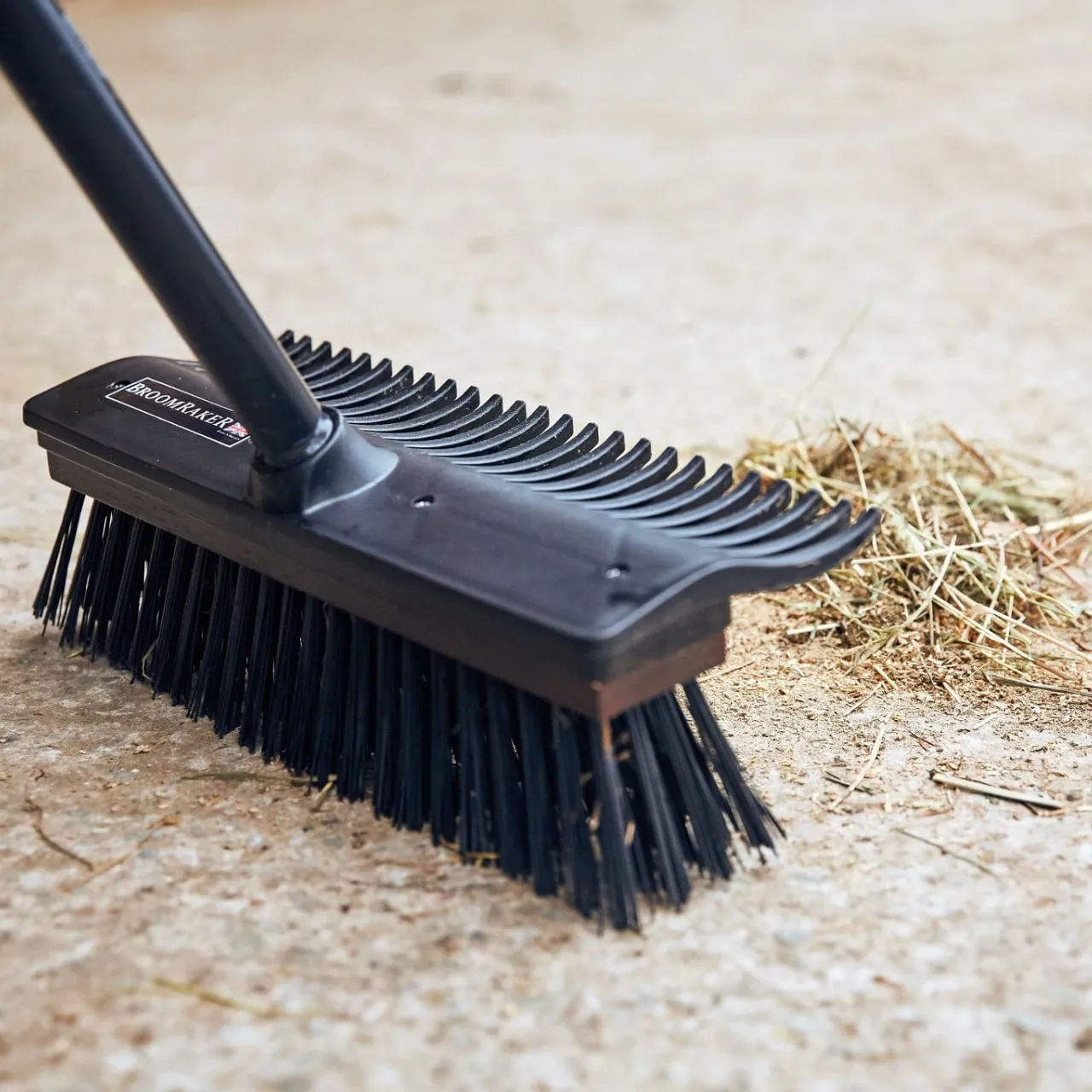 Ifor BroomRaker stallkost rive 2-i-1